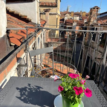 Romantic Rialto Apartment Velence Kültér fotó